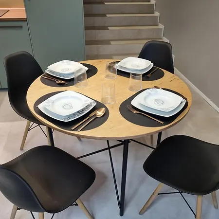 Beautiful Duplex 20 Min From Center 公寓 布拉格